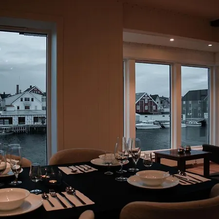 Harbour Haven Henningsvaer