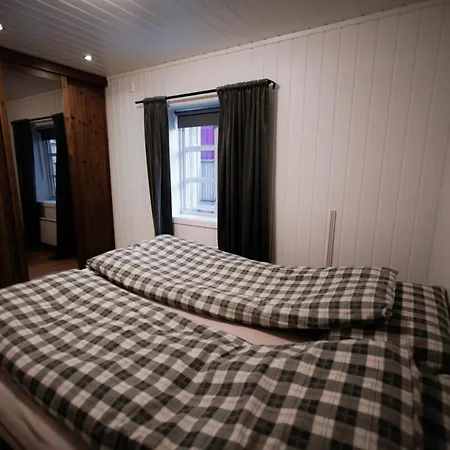 Harbour Haven Henningsvaer
