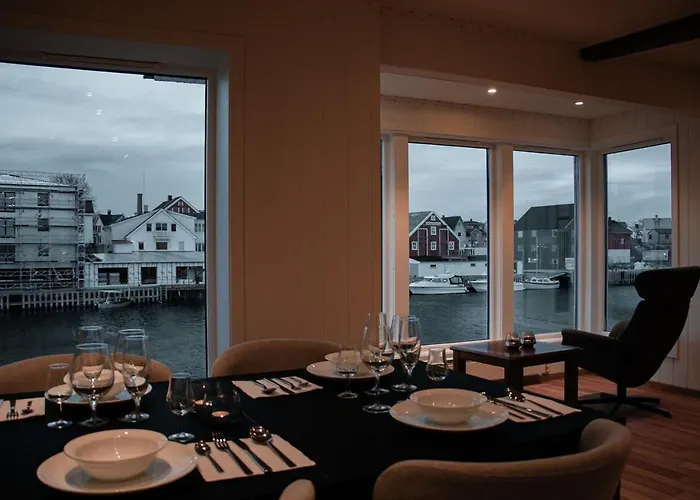 Harbour Haven Henningsvær